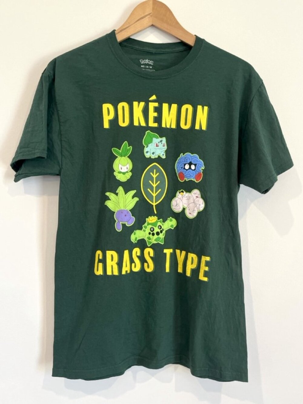 Pokemon Grass Type Graphic Tee Men's M Dark Green